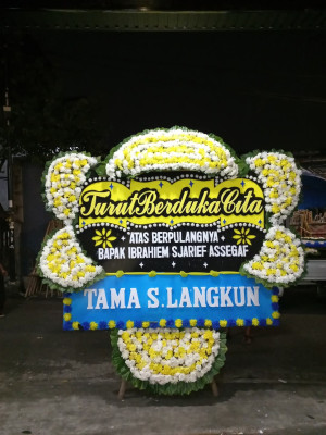 Papan Bunga Duka di Batuceper